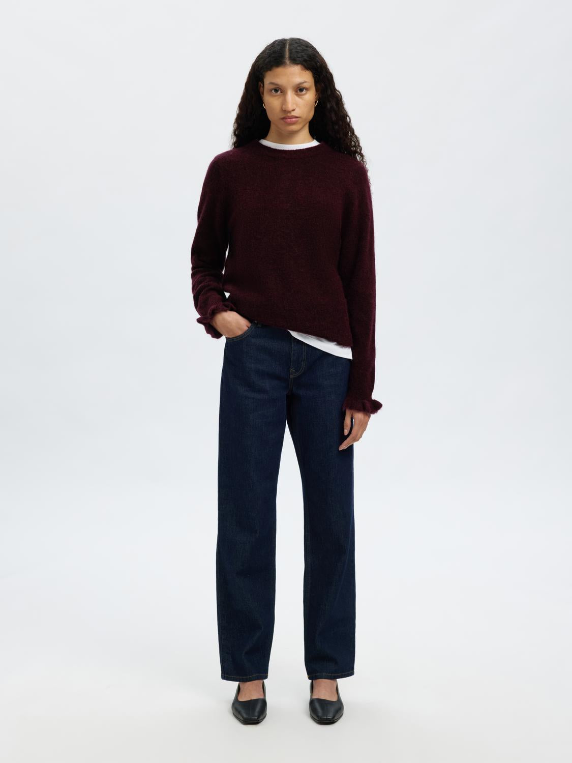 model_shot-front_full